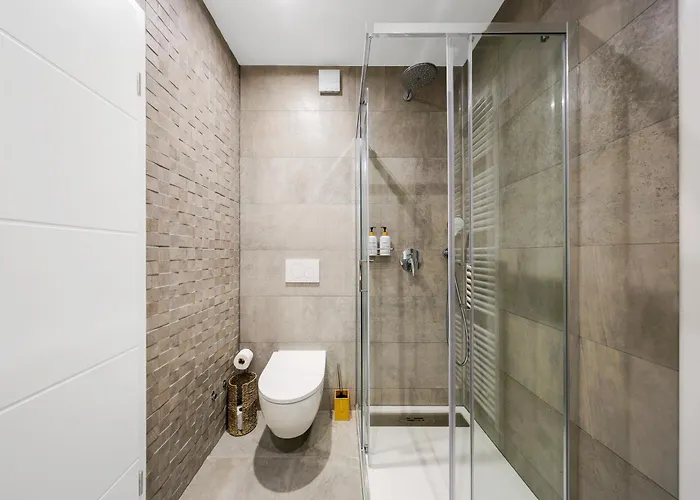 Skyzen - Walking, Mountain&river View Apartment