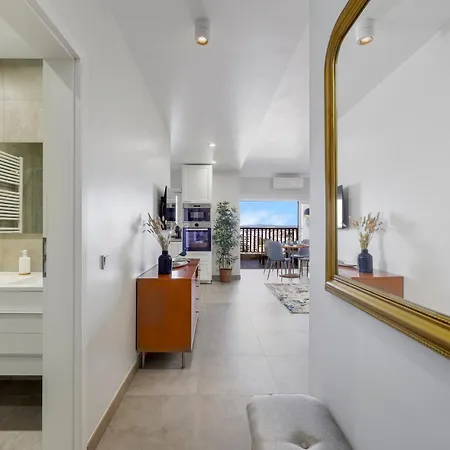 Skyzen - Walking, Mountain & River View Apartment Portimao