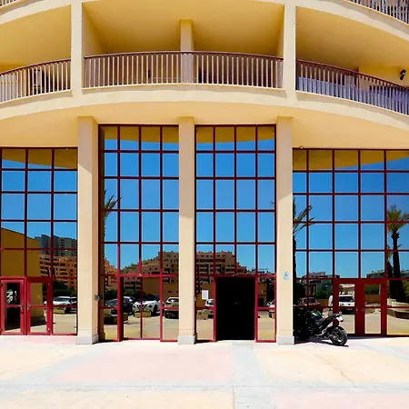 Skyzen - Walking, Mountain & River View Apartament Portimão