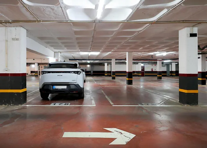 Skyzen - Walking, Mountain & River View Apartament *