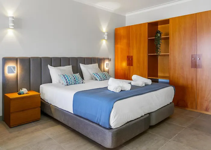 Skyzen - Walking, Mountain & River View Appartement Portimão