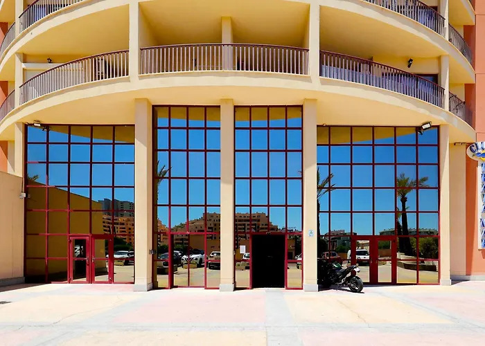 Skyzen - Walking, Mountain & River View Appartement Portimão